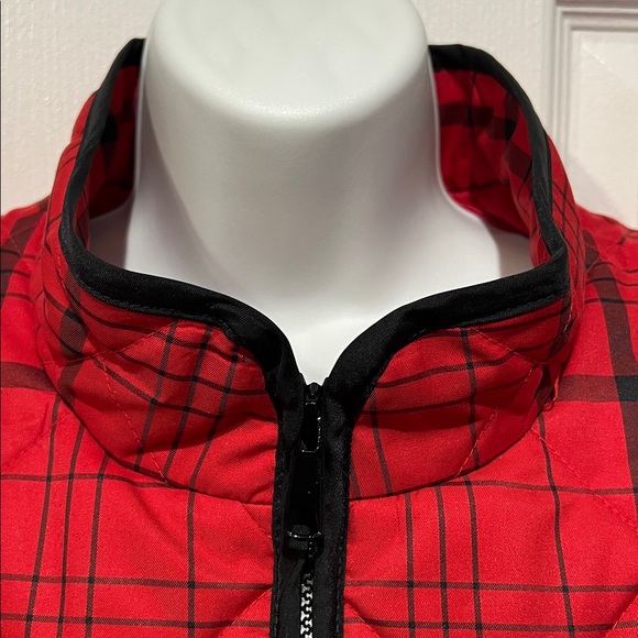 Jones New York Red/Black Plaid Quilted Vest Size XL - Picture 2 of 13